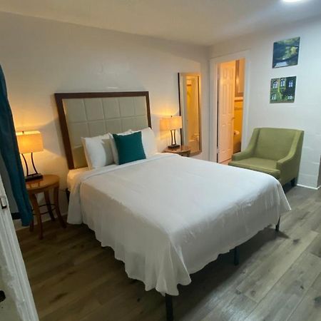 American Inn Beach Haven Exteriör bild