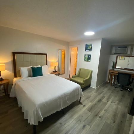 American Inn Beach Haven Exteriör bild